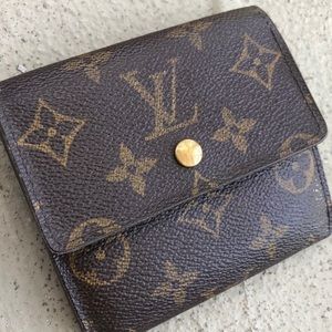 Louis v wallet
